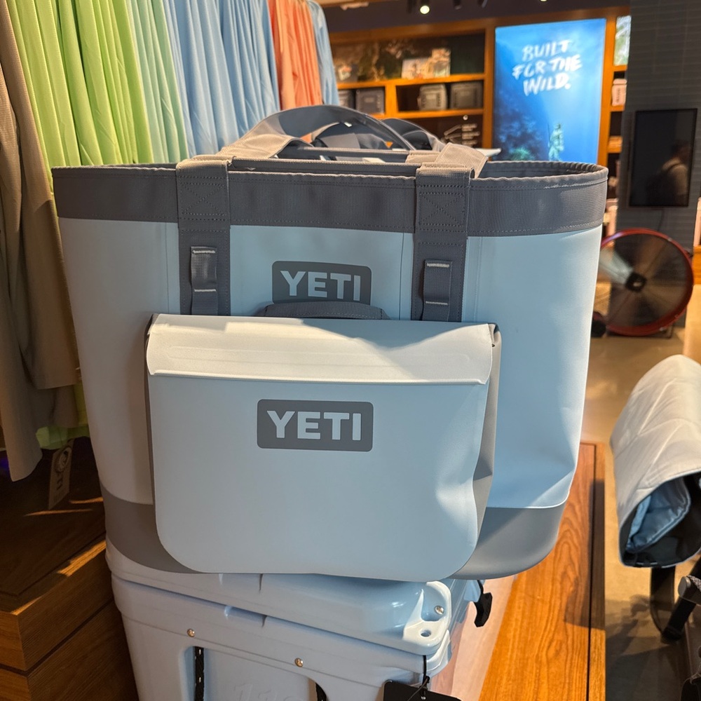 Yeti Camino 50 Big Sky Blue with 6L Sidekick